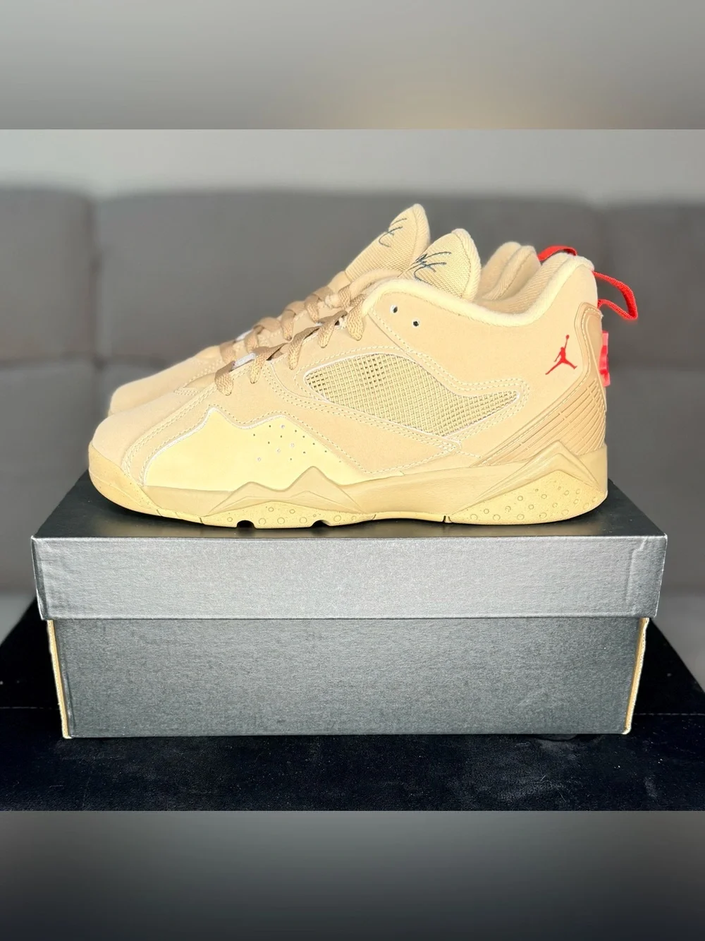 Nike Jordan MVP 92 GS Desert Camo Fire Red Mushroom Youth 6.5 / Women’s 8 (154)